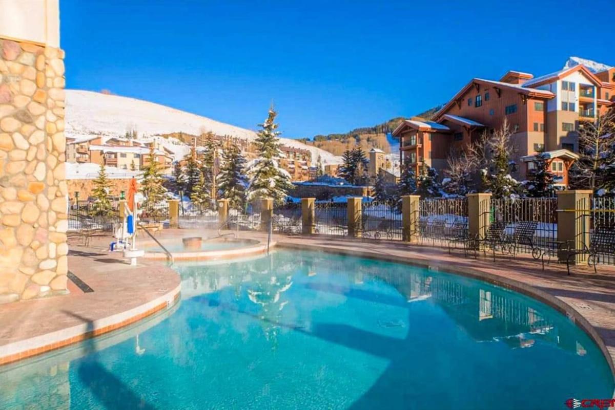 Studio 211 - Perfect Location With Pool And Hot Tub 마운트크레스티드부트 외부 사진